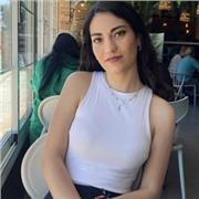 Me gusta mucho enseñar a los demás y hacerles entender las cuestiones de manera más fácil y significativa.
En mi caso, pretendo enseñar a través de la curiosidad, originalidad y comprensión a cerca de los conocimientos que se quieren trasmitir. 
Mi punto